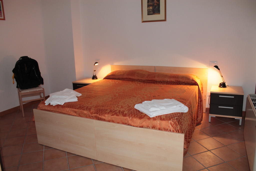 Residence Sol Levante Frascati Værelse billede